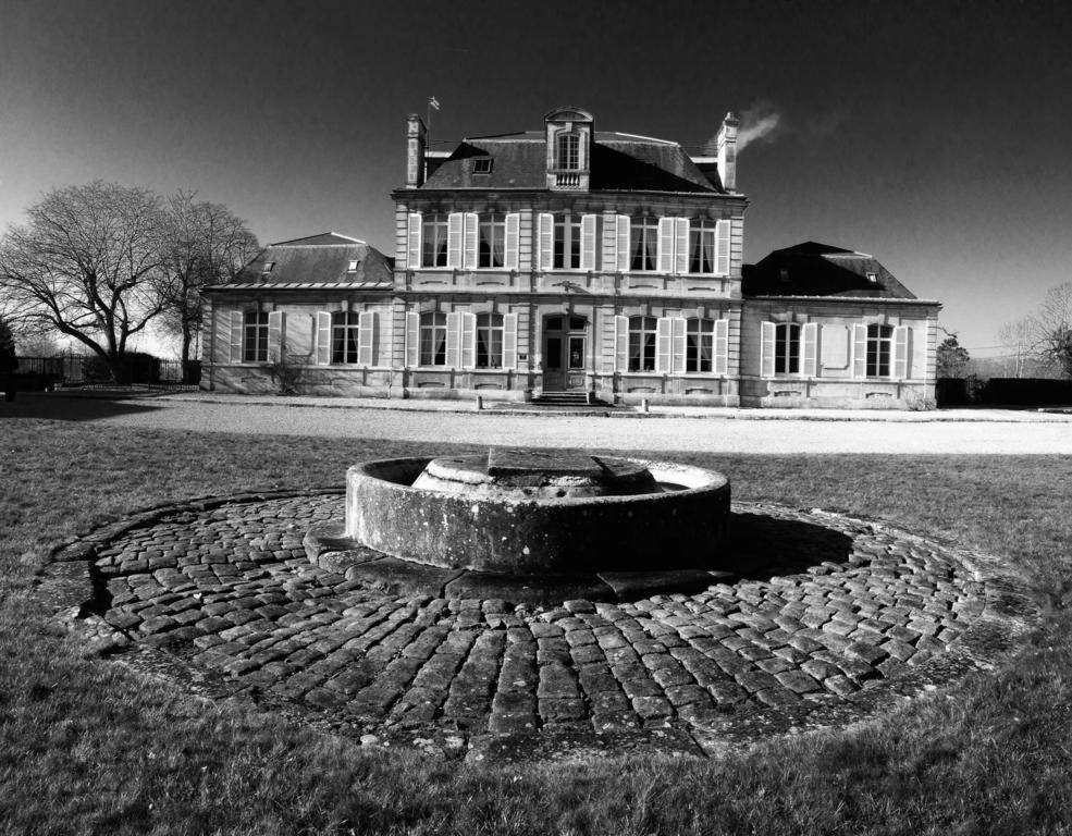 Grand Gite 15 Personnes, 9 Chambres, 100Km De Paris En Exclusivite Septmonts ภายนอก รูปภาพ